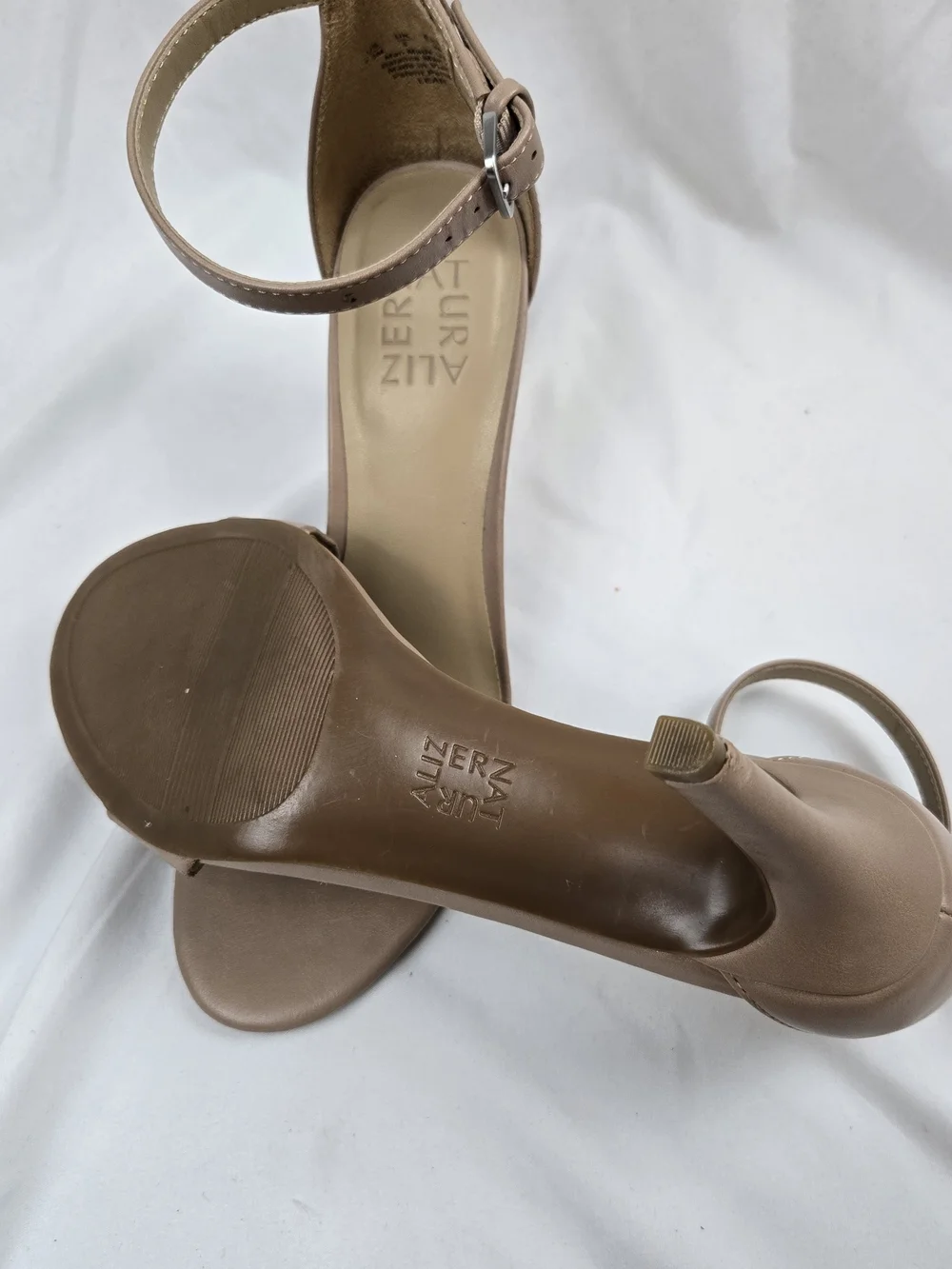 Naturalizer Women's Nude Taupe Ankle Strap Heels Sandals 7.5M 38 Open Toe
